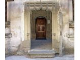 Portalul intrarii n pridvor la biserica manastirii, 2007 - Manastirea Gura Motrului #3