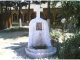 Izvorul din curtea manastirii - Manastirea Plumbuita #7