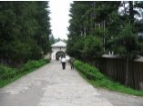 Intrarea in manastire - Manastirea Sihastria #3