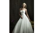 Inchiriem rochii de mireasa Allure Bridals #3